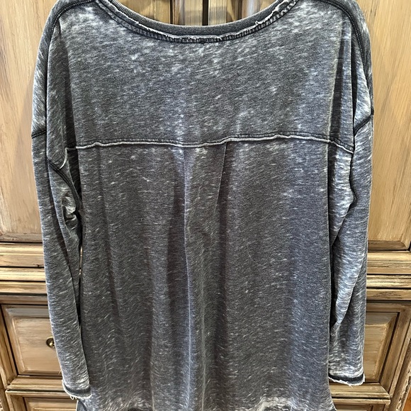 Z Supply Sweatshirt - Picture 2 of 5